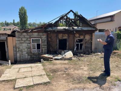 Четверо детей и их мама пострадали во время пожара в Энгельсе Саратовской области – Учительская газета - ug.ru - Россия - Саратовская обл. - Энгельс