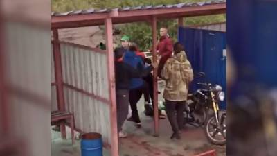 Художники подрались с посетителями выставки в Архангельске - iz.ru - Израиль - Архангельск