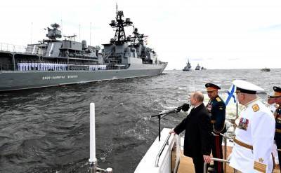 Владимир Путин - Мы способны нанести удар любому противнику: президент РФ выступил на параде ВМФ в Санкт-Петербурге - topcor.ru - Россия - Санкт-Петербург