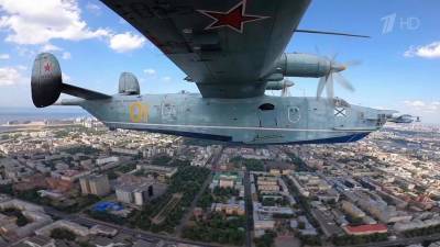 Морская авиация показала свою мощь в воздушной части Главного военно-морского парада - 1tv.ru - Санкт-Петербург - Краснодарский край - Ейск