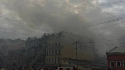 В районе пожара на Лиговском взяли пробы воздуха - piter.tv - Лиговск
