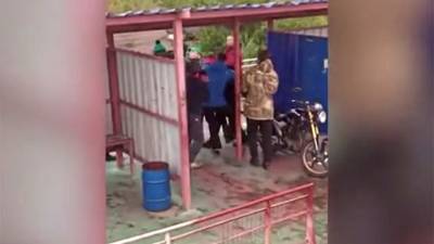 Двум участникам драки на выставке в Архангельске оказали медпомощь - iz.ru - Россия - Израиль - Архангельск