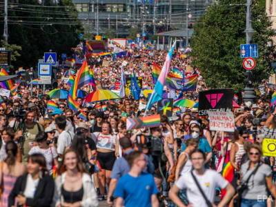 Виктор Орбан - В Будапеште прошел многотысячный марш в поддержку ЛГБТ. Фото, видео - gordonua.com - Украина - Венгрия - Будапешт - Budapest - Запрет