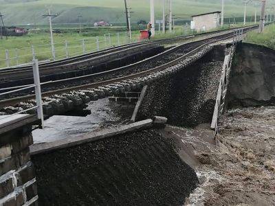 На Транссибе восстановлено движение по одному пролету обрушившегося моста - kasparov.ru - Самара - Владивосток - Забайкальский край