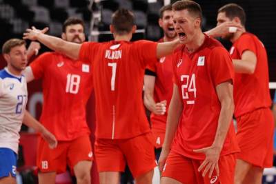 Сборная России по волейболу переиграла команду США на Олимпийских играх в Токио - sport.ru - Россия - США - Токио - Аргентина