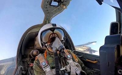 ВКС РФ разбомбили пещеры боевиков в сирийской пустыне - topcor.ru - Россия - Сирия