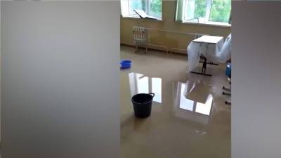 Силовики могут возбудить уголовное дело после потопа в школе, которую недавно отремонтировали - newdaynews.ru - Свердловская обл.