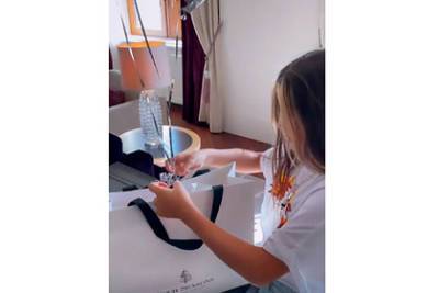Louis Vuitton - Оксана Самойлова - Оксана Самойлова подготовила роскошные подарки в честь 10-летия дочери - lenta.ru