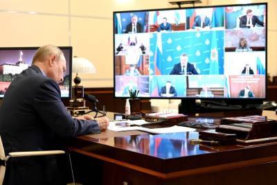 Дмитрий Песков - Песков объяснил сохранение «коронавирусных» мер безопасности для Путина - mk.ru