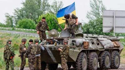 Юрий Грымчак - На Украине собрались силой освобождать Донбасс - newzfeed.ru - Украина - Киев - Донбасс