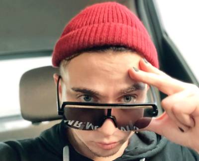 Константин Бочаров - MELOVIN после поцелуя с мужчиной встревожил признанием о своем состоянии: "Это старость?" - sport.politeka.net - Украина