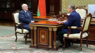 Александр Лукашенко - Лукашенко поставил генпрокурору задачу: весь мир должен знать правду, что происходило в годы войны - naviny.by - Белоруссия