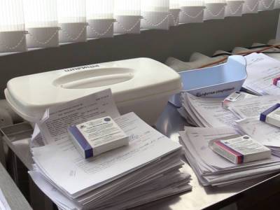 В Волгограде за продажу антипрививочнику сертификата о вакцинации задержали медсестру - rosbalt.ru - Россия - Волгоград - Томск