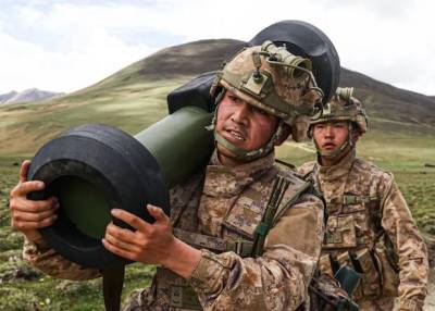 У китайской армии появился аналог американской противотанковой ракеты Javelin - rusjev.net - Китай