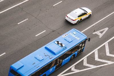 Дептранс временно запустил автобусы вместо трамваев на востоке Москвы - vm.ru - Москва