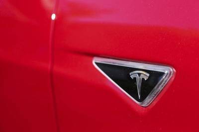 Tesla: доходы, прибыль побили прогнозы в Q2 - smartmoney.one - Reuters