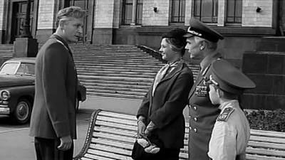 Владимир Рогов - О героях былых времен – культовый фильм «Офицеры» отмечает полувековой юбилей – Учительская газета - ug.ru