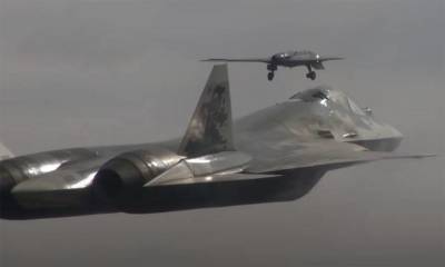 Названо отличие истребителя Су-57 для управления БПЛА «Охотник» от базовой версии истребителя 5 поколения - topwar.ru