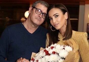 Ольга Бузова - Бузова сделала отцу зубы после критики хейтеров - bloknot.ru
