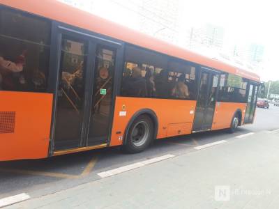 Мужчина и женщина пострадали при столкновении автобусов в Приокском районе - vgoroden.ru - Россия - Нижегородская обл. - район Приокский