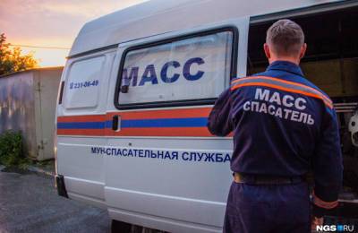 Новосибирские спасатели оказали помощь мальчику, нога которого застряла в раме велосипеда - runews24.ru - Новосибирск