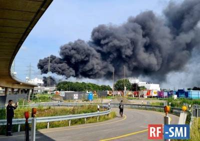 Мощный взрыв произошел на химзаводе Bayer в Германии - rf-smi.ru - Германия - Леверкузен