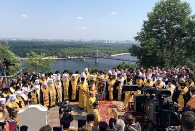 В Киеве начался традиционный молебен перед началом крестного хода - kp.ua - Украина - Киев - Русь
