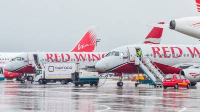 Red Wings получит 25 SSJ-100 и внедрит модель лоукостера - vesti.ru - Челябинская обл. - Свердловская обл. - Пермский край