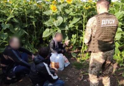 Из РФ в Украину пытались попасть "криминальный авторитет" из списка СНБО и "вор в законе" (фото) - facenews.ua - Россия - Украина - Грузия - Харьковская обл.