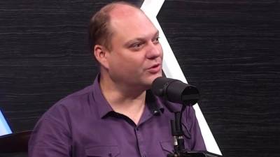 Евгений Тимаков - Вирусолог оценил опасность появившихся в РФ штаммов коронавируса - piter.tv - Россия