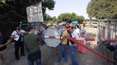 СБУ проводит следственные действия на свалке в Подгорцах - ru.slovoidilo.ua - Украина - Винницкая обл. - Львовская обл.
