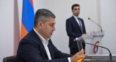 Артур Ванецян - Блок "Честь имею" предлагает сформировать парламентскую комиссию по вопросам Карабаха - ru.armeniasputnik.am - Армения