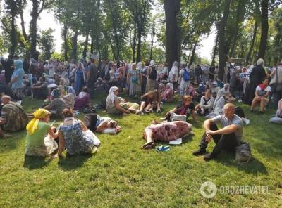 В Киев на Крестный ход в честь Крещения Руси автобусами свозили паломников без масок - narodna-pravda.ua - Москва - Украина - Киев - Русь