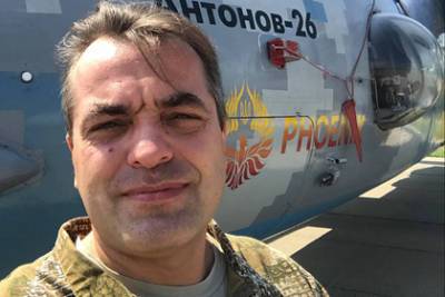 Юрий Бирюков - Петра Порошенко - Соратник Порошенко захотел разогнать участников Крестного хода УПЦ бензопилами - lenta.ru - Москва - Украина - Киев