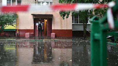 Жительница Новокузнецка рассказала, как спасла выпавшего из окна ребёнка - russian.rt.com - Кемеровская обл.