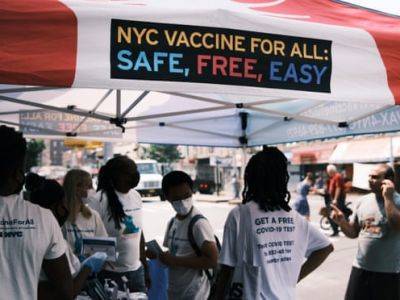 Вильям Де-Блазио - Ньюсома Гэвин - Калифорния и Нью-Йорк первыми в США ввели обязательную вакцинацию для госслужащих - kasparov.ru - Нью-Йорк - USA - Нью-Йорк - шт. Калифорния