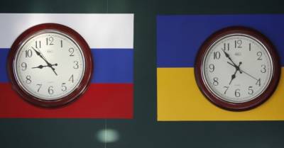 Владимир Зеленский - Владимир Путин - Опрос: 41% украинцев считают себя единым народом с россиянами, 55% с этим не согласны - rus.delfi.lv - Россия - Украина - Латвия - Русь