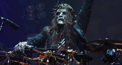 Легендарный барабанщик из Slipknot Джои Джордисон умер во сне - reendex.ru - США - штат Айова