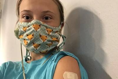 Грета Тунберг - Грета Тунберг сделала прививку от коронавируса - lenta.ru - New York - Twitter