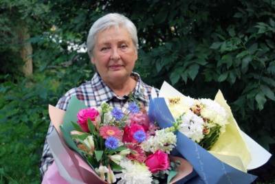 Ольга Юшкова - В Кузбассе полицейские поощрили женщину, спасшую выпавшего из окна ребёнка - gazeta.a42.ru