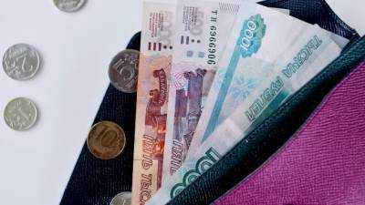 Эксперт прокомментировал решение Банка России повысить ключевую ставку - piter.tv - Россия
