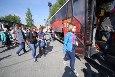 В Екатеринбурге на отдых 350 детей потратят меньше, чем на оснащение актового зала минобра - znak.com - Екатеринбург - Свердловская обл.