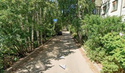 Жители ряда домов в Сыктывкаре страдают от сквозного движения автомобилей - komiinform.ru - Сыктывкар