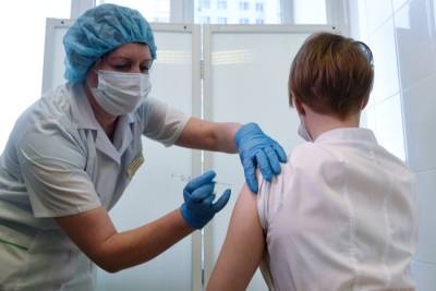 Курская область выполнила план вакцинации от коронавируса на 53% - interfax-russia.ru - Курская обл.