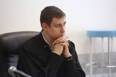 Алексей Навальный - Константин Киселев - В Екатеринбурге умер 36-летний судья из Кургана. Он болел коронавирусом - znak.com - Екатеринбург - Курганская обл.