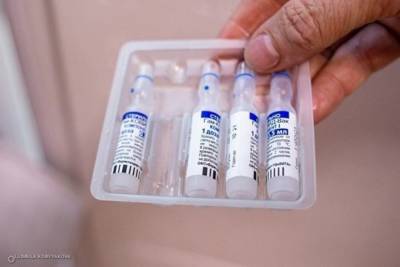 Сотрудники, не привившиеся от ковида из-за нехватки вакцины, смогут работать - karel.mk.ru - республика Карелия
