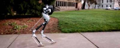 Двуногий робот Cassie вошел в историю, преодолев 5 километров почти за 53 минуты - runews24.ru - штат Орегон