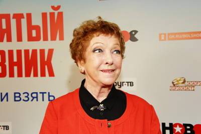 Вячеслав Манучаров - Ольга Волкова - Звезда «Папиных дочек» пожаловалась на пенсию в 50 тысяч рублей - lenta.ru - Россия