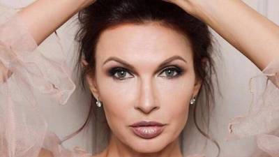 Эвелина Бледанс - Эвелина Бледанс показала, как ее сын целуется с девочкой - skuke.net - Санкт-Петербург