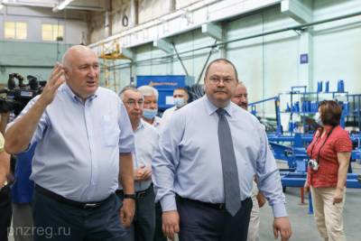 Олег Мельниченко - Олег Мельниченко посетил пензенский радиозавод - mk.ru - Пензенская обл.